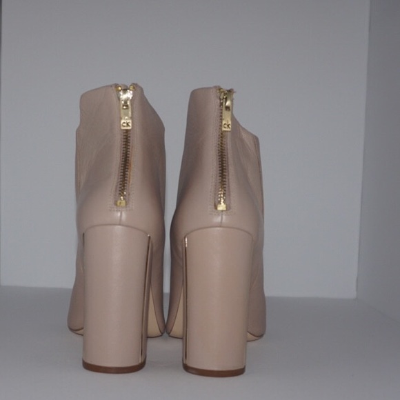 Brand New Calvin Klein Peep Toe Ankle Boot Heel - Picture 2 of 4